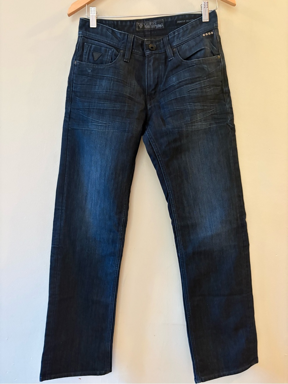 GUESS 1981 Desmond Relaxed Straight Leg jeans, men’s Sz 29 x 30.
